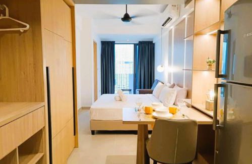Kuala Lumpur City Centre Apartment | The Luxe By klcc infinitum