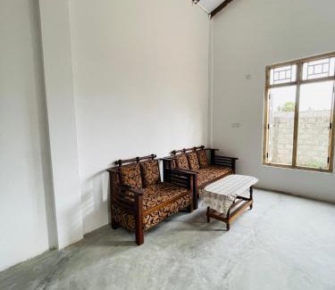 Pottuvil Division 2 Villa | The luxy bay