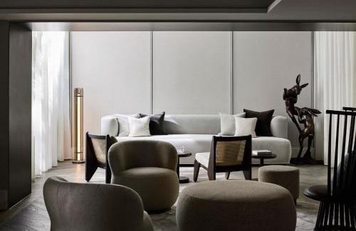 South Yarra Hotel | The Lyall