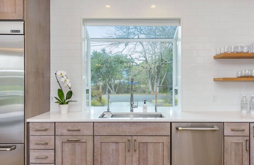Sonoma House | The MacArthur House ~ The Ultimate Wine Country Escape!
