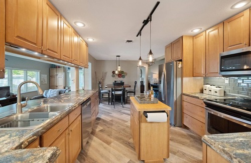 Monticello House | The Main Lake House - Lake Front - Lake Freeman - Patio, Fire Pit , Dock, Grill