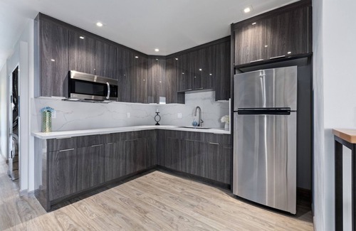 Portlock House | The Makai Manor - Beautiful Newly Built Spacious Home