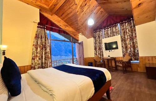 Baheri Hotel | The Manu Emerald #farmhouse #top selling cottage in manali #peaceful heritage cozy stay #lawn with bonfire #most awarded