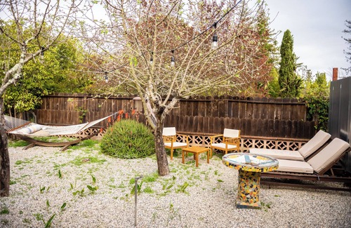 Sebastopol Cottage | The Manzanita Cottage