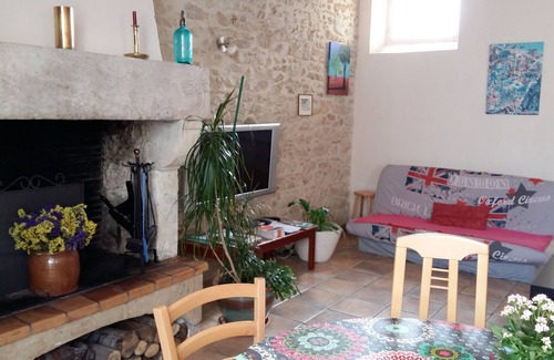Villandraut Cottage | The MarieJo house, located in the heart of a pretty village, Villandraut