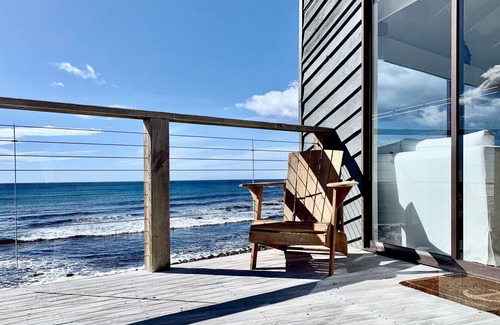 Falmouth House | The Mariner Absolute Oceanfront Experience