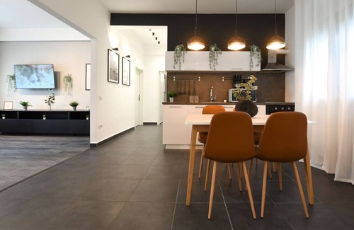 Bucharest City-Centre Apartment | THE MARVELLOUS | Wonderful 2BR Apt at Universitate