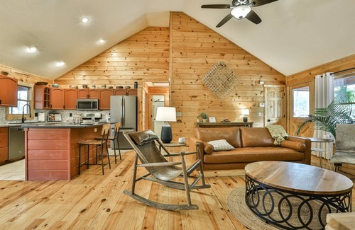 Ellijay Cabin | The Mason Jar At Ellijay