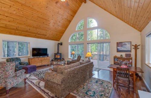 Arnold House | The Mellow Moose