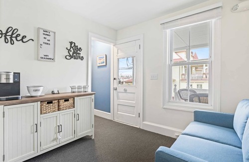 Ocean Grove House | The Melrose, 3A - Queen Bed & Bath: Romantic Getaway, Steps from the Beach, Cozy