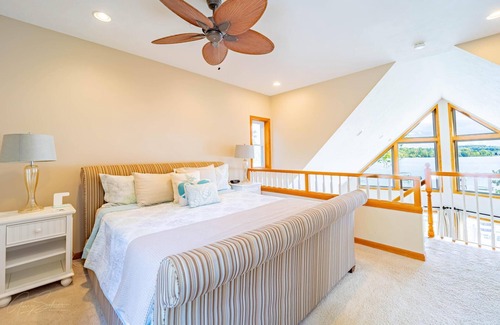 Elk Rapids House | The Memory Maker on Elk Lake, Fall Color Availability, Wineries, Golf, Kayaks