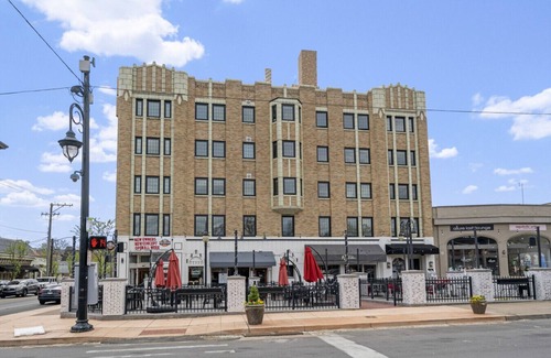 Hyde Park Apartment | The Menlo | Hyde Park