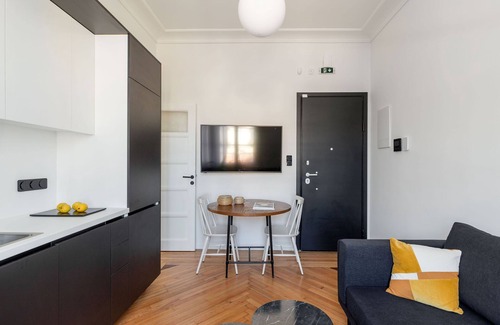 Mousio Apartment | The MET by Zoia Living