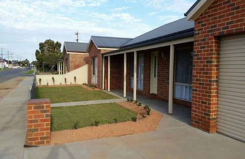 Numurkah Apartment | The Miekeljohn Self Contained Apartment