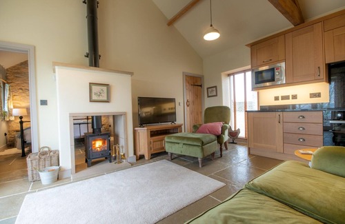 Sheldon Cottage | The Milking Parlour - A luxurious retreat for two,