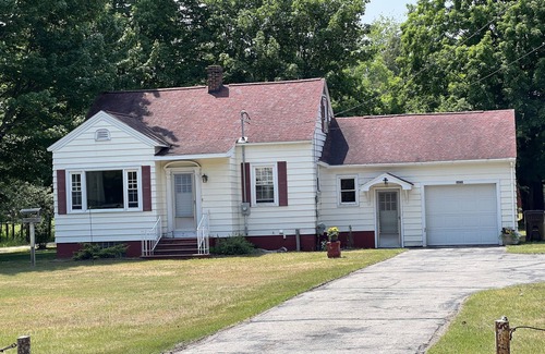 Gladstone House | The Mill House - Comfortable 3 Bed House with Vintage Charm