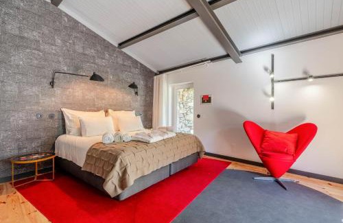 Moimenta da Beira Villa | The Mill Retreat with Pool & BBQ by Portugal Active