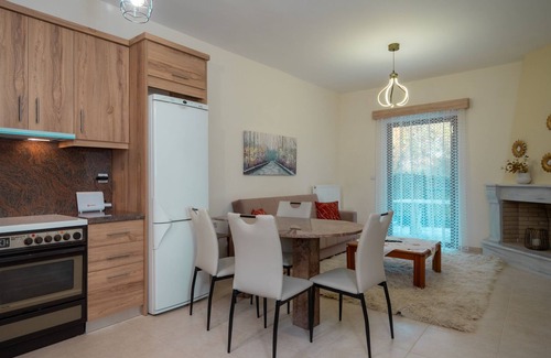 Kalambaka Apartment | The Miller House under Meteora