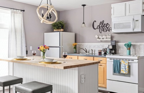 East Jordan Apartment | The Mitten Escape -Dogs Ok, Boyne/Schuss, Petoskey, Chrlevoix, Skiing