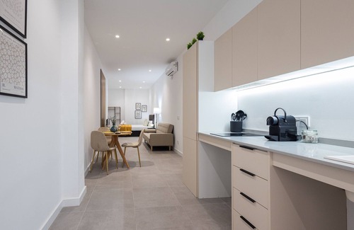 Montolivet Apartment | The Monteolivete Apartment A by Florit Flats
