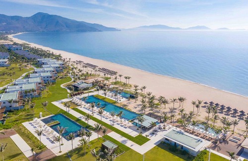 Cam Lam Apartment | The most beautiful 5-star beach resort