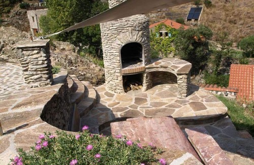 Rieussec Cottage | The Moulin de Trédos, The sheepfold of the Moulin de Trédos