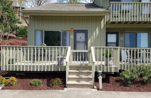 Lake Lure Condo | The Mountains Win Again