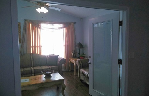 Woodridge Apartment | The Mouse`s neighbor studio near Disney