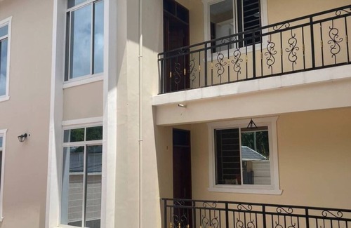 Dar es Salaam House | The MUGZ - Entire Home!