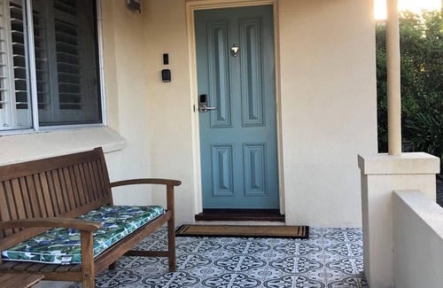 Kingscote House | The Mulberry Tree - Kingscote - Kangaroo Island Holiday Home