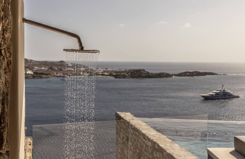 Psarou Villa | The Mykonos Skyvilla | A Landmark Property in Psarou bay with Breathtaking Views