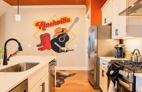 Whitebridge House | The Nash Note 10-Music City Escape-Sleeps 8
