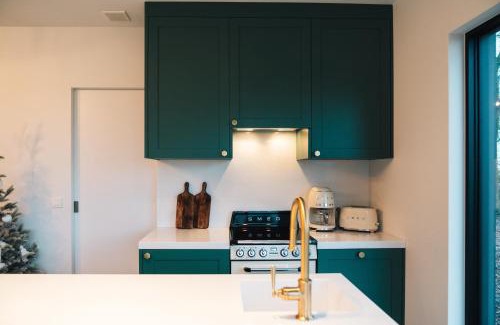 Loker House | The Nest 81