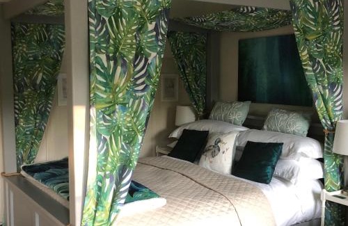 Sheffield Green House | The Nest Danehill
