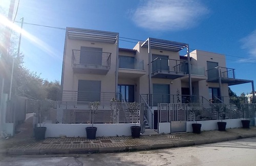 Corinthia Region Apartment | The nest of Louka's luxurius villas in Melissi village near to Xylokastro.
