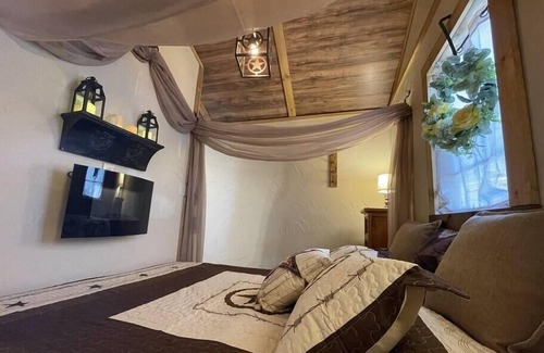 Dennis Apartment | The Nest Tiny Home 2 is 240sf with awesome views!
