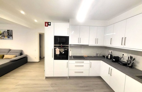 Koukaki Apartment | THE NEW DIAMONT OF ATHENS ONLY 200M TO METRO STATION