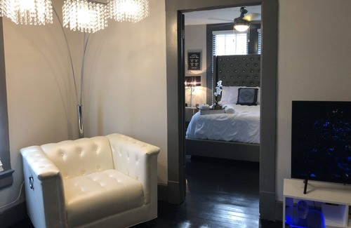 Houston Heights Apartment | The New Gem in the HEIGHTS !