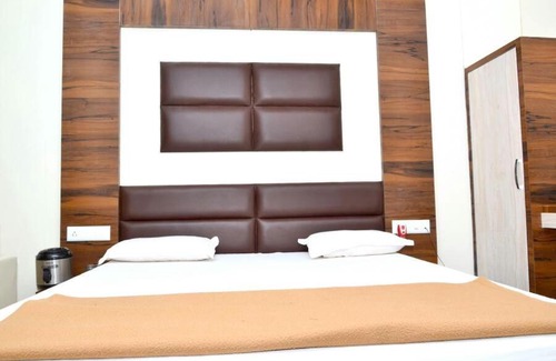 Mahesana Hotel | The New Holiday II