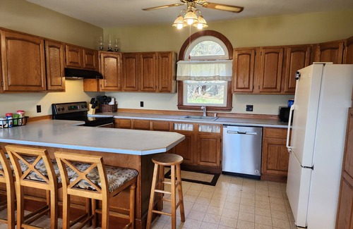 New Sweden House | The New Sweden Castle-Enchanting 3-bedroom house with WiFi in New Sweden, Maine