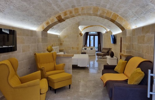 Centro Storico Apartment | The Newsstand - SUITE - a new experience of a relaxing vacation by the sea.