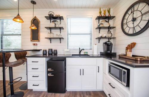 Waco House | The Newtonian Tiny Container Home near Magnolia