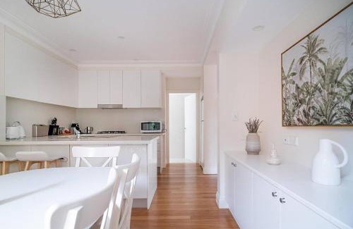 Newtown House | The Newtowner - In The Heart Of Newtown!