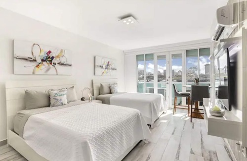 Puerta de Tierra Condo | The Nicest View of Condado