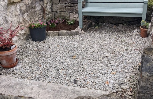 Tideswell Cottage | THE NOOK, a cosy 3 bed cottage, newly renovated & pet friendly in Tideswell