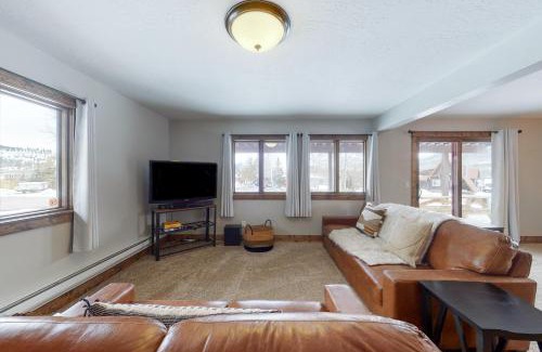 Summit Cove House | The Nugget Ski Chalet