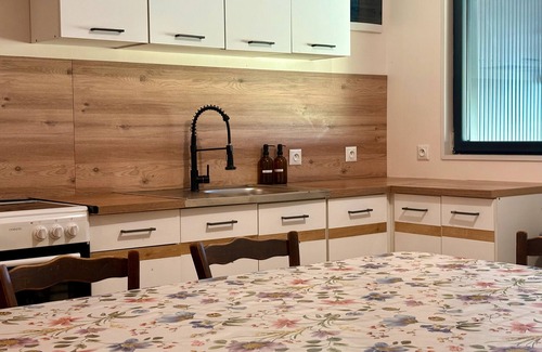 Saint-Pierre-d'Albigny Apartment | The Nursery - Parking Barbecue - 3 Bedrooms - 6 People