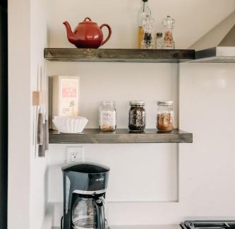 Mariposa House | The Oak Meadows Guest House