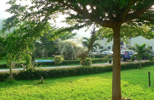 Pepease House | The Oaks : Where nature meets love, security and peace