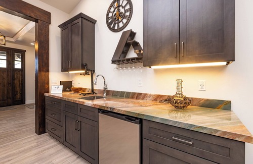 Murphys House | The Oaks: Your Luxurious Murphys Retreat